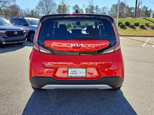 2024 Kia Soul LX
