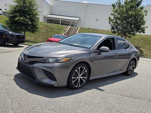 Predawn Gray Mica 2018 Toyota Camry SE