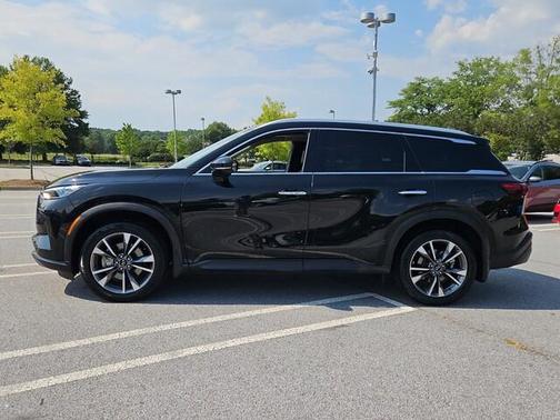 2022 INFINITI QX60 Luxe