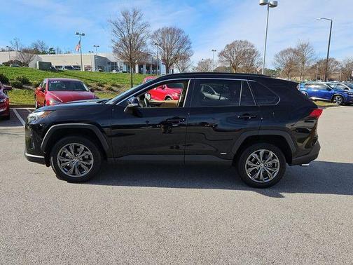 2023 Toyota RAV4 Hybrid XLE Premium