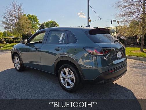 Pearl 2025 Honda HR-V LX