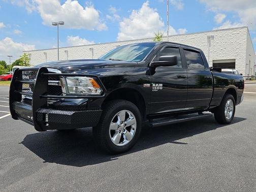 2019 RAM 1500 Classic SLT