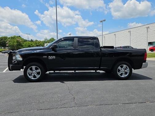 2019 RAM 1500 Classic SLT