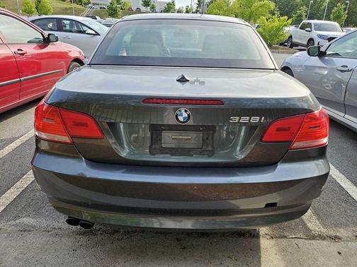 2010 BMW 328 i