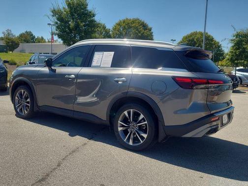 2022 INFINITI QX60 Luxe