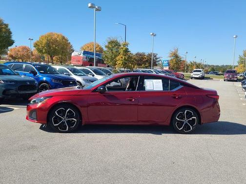 2023 Nissan Altima 2.5 SR
