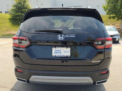 2025 Honda Pilot Touring+
