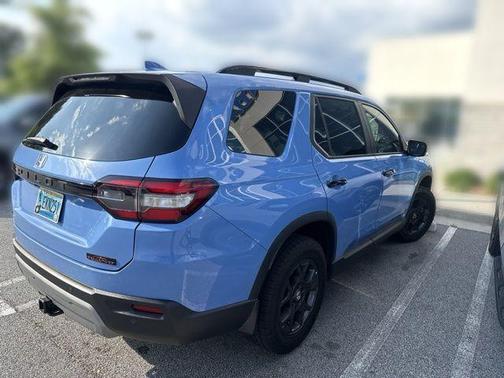 Sky 2025 Honda Pilot TrailSport