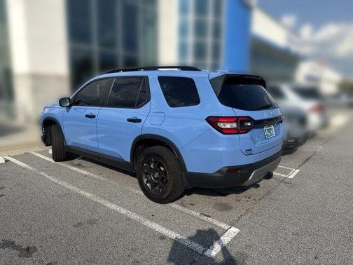 Sky 2025 Honda Pilot TrailSport