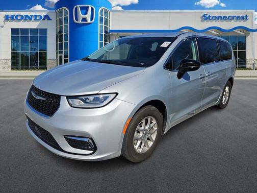 2024 Chrysler Pacifica Touring-L