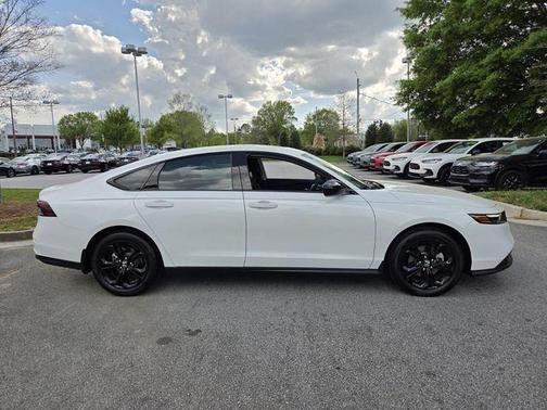 Platinum 2025 Honda Accord SE