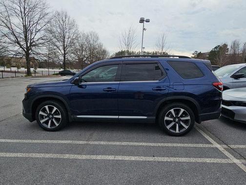 2024 Honda Pilot Touring