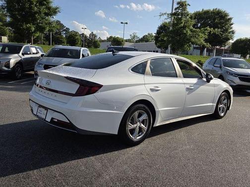 White 2023 Hyundai SONATA SE