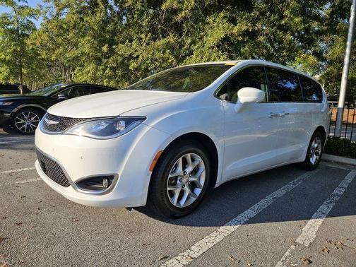 2020 Chrysler Pacifica Touring