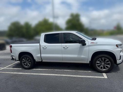 Summit White 2021 Chevrolet Silverado 1500 RST