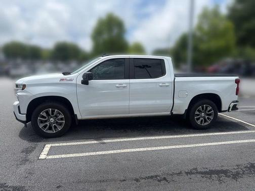 Summit White 2021 Chevrolet Silverado 1500 RST