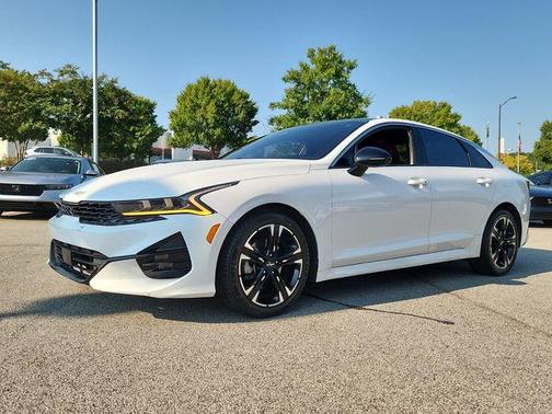 2022 Kia K5 GT-Line