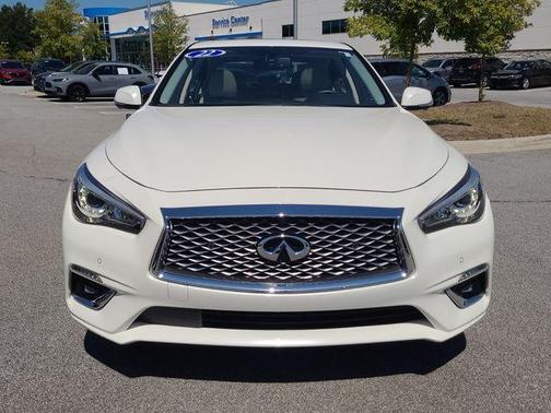 2022 INFINITI Q50 LUXE