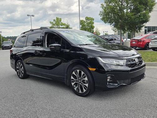 Crystal Black Pearl 2026 Honda Odyssey Elite