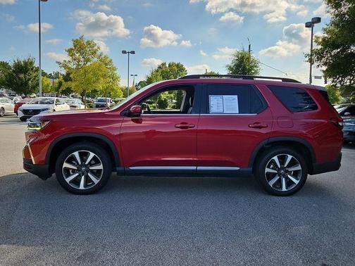2023 Honda Pilot Touring