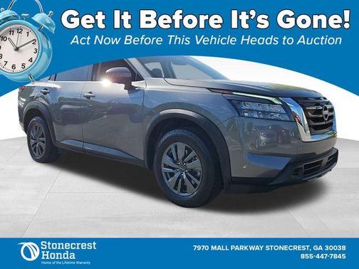 2023 Nissan Pathfinder SV