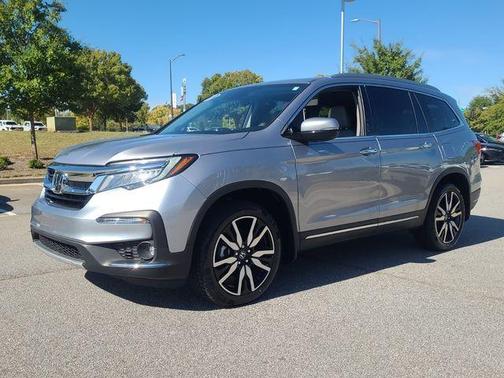 2022 Honda Pilot Touring 7-Passenger