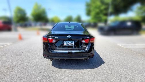 Black 2019 Nissan Altima 2.5 SV