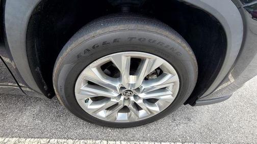 Midnight Black Metallic 2020 Toyota Highlander Limited