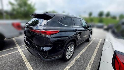 Midnight Black Metallic 2020 Toyota Highlander Limited