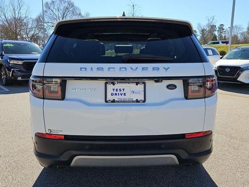 2022 Land Rover Discovery Sport SE