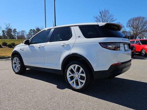 2022 Land Rover Discovery Sport SE