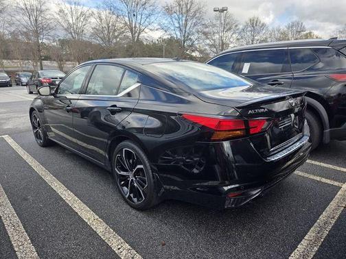 2023 Nissan Altima 2.5 SR