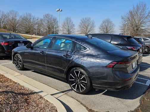 2023 Honda Accord Hybrid Touring