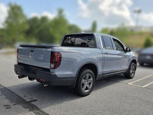 Sonic Gray Pearl 2023 Honda Ridgeline RTL