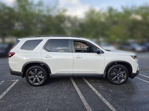 Platinum 2025 Honda Pilot Sport