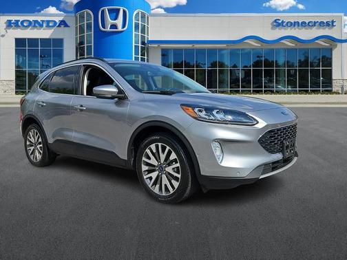 2021 Ford Escape Titanium Hybrid