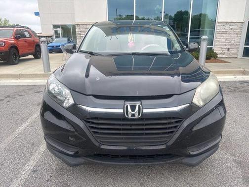 Crystal Black Pearl 2018 Honda HR-V LX