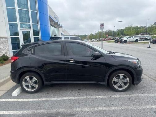 Crystal Black Pearl 2018 Honda HR-V LX