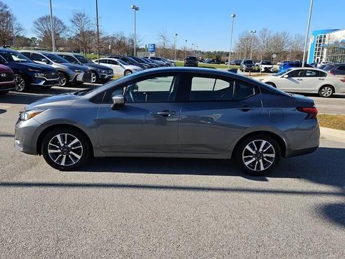 2023 Nissan Versa 1.6 SV