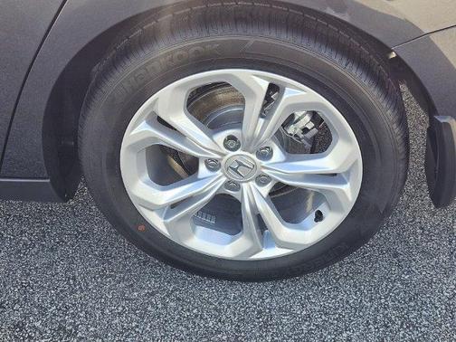 Meteorite Gray Metallic 2026 Honda Accord LX