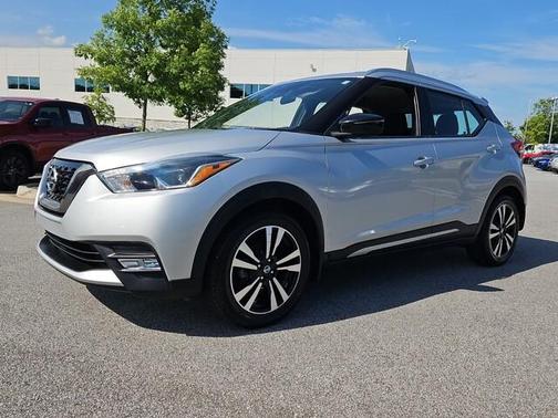 2018 Nissan Kicks SR