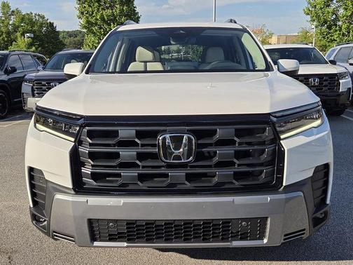 White Diamond Pearl 2026 Honda Pilot EX-L
