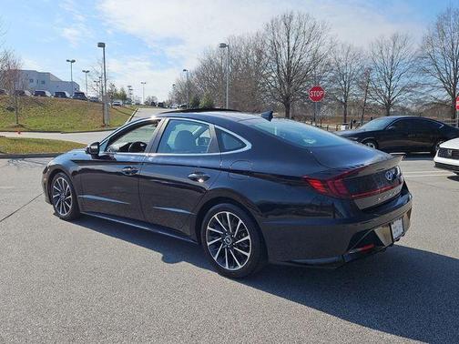 2023 Hyundai SONATA Limited