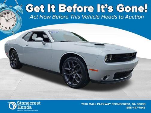 2021 Dodge Challenger SXT