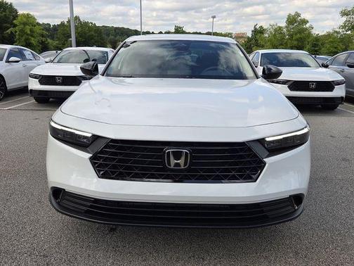 Platinum White Pearl 2026 Honda Accord SE