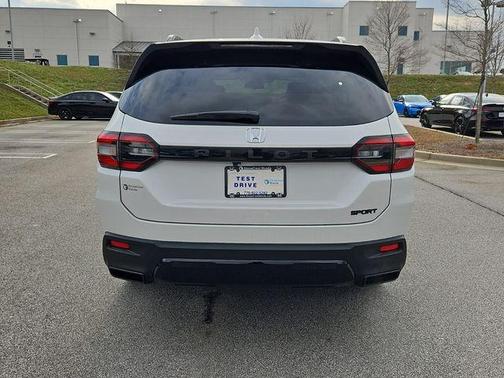 Platinum 2026 Honda Pilot Sport