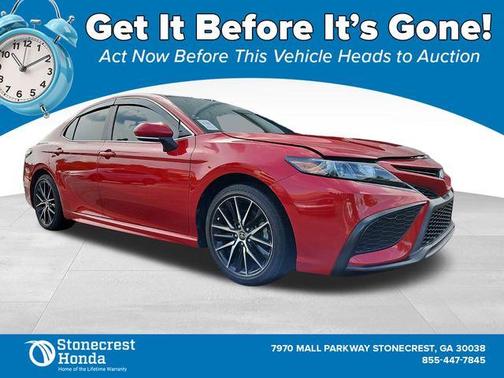2022 Toyota Camry SE