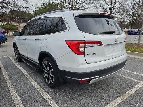 2022 Honda Pilot Touring 7-Passenger