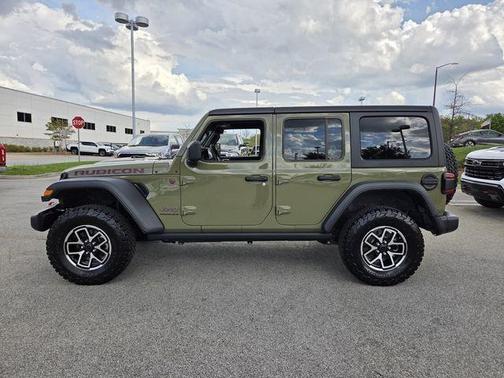 41 2025 Jeep Wrangler Rubicon
