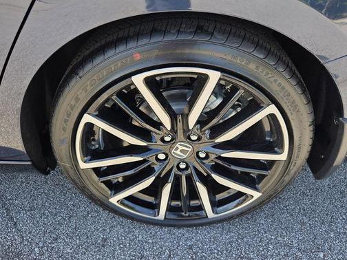 Canyon 2026 Honda Accord Hybrid Touring